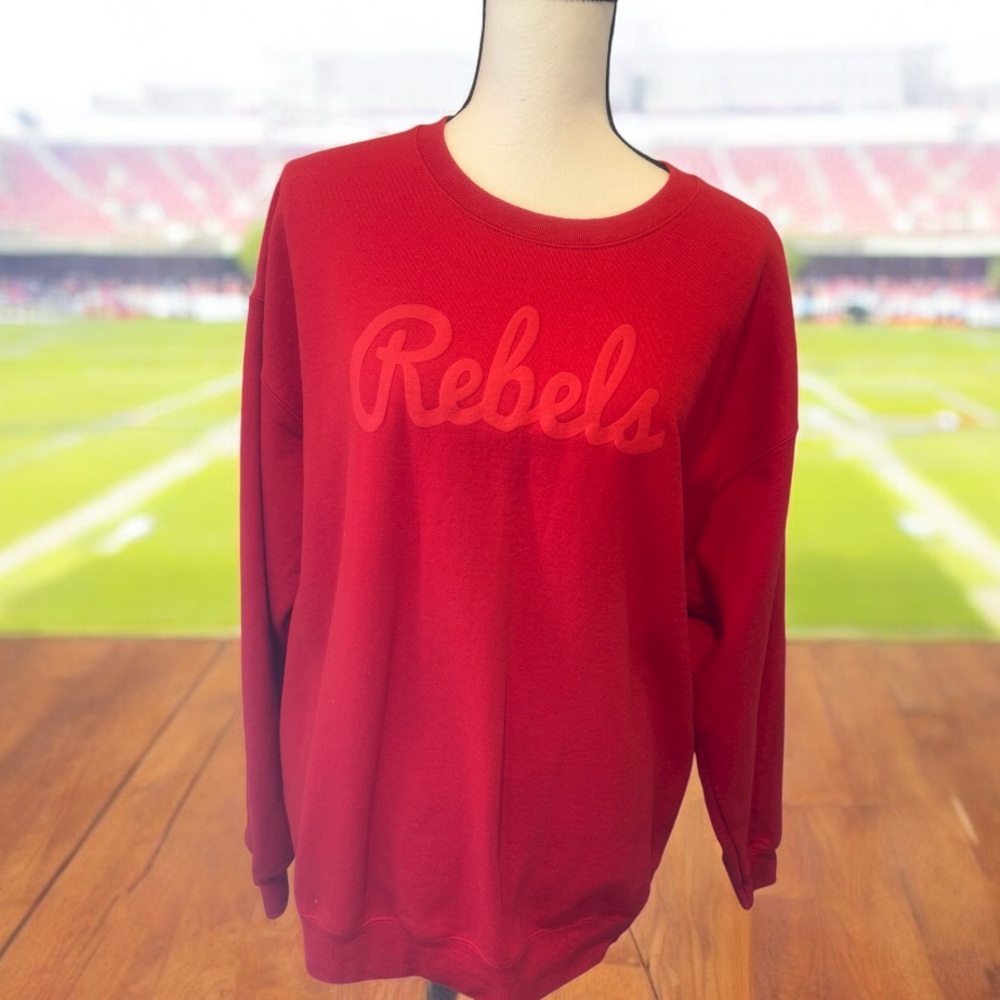 OLE MISS PUFF logo sweatshirt women’s size large - worn once!